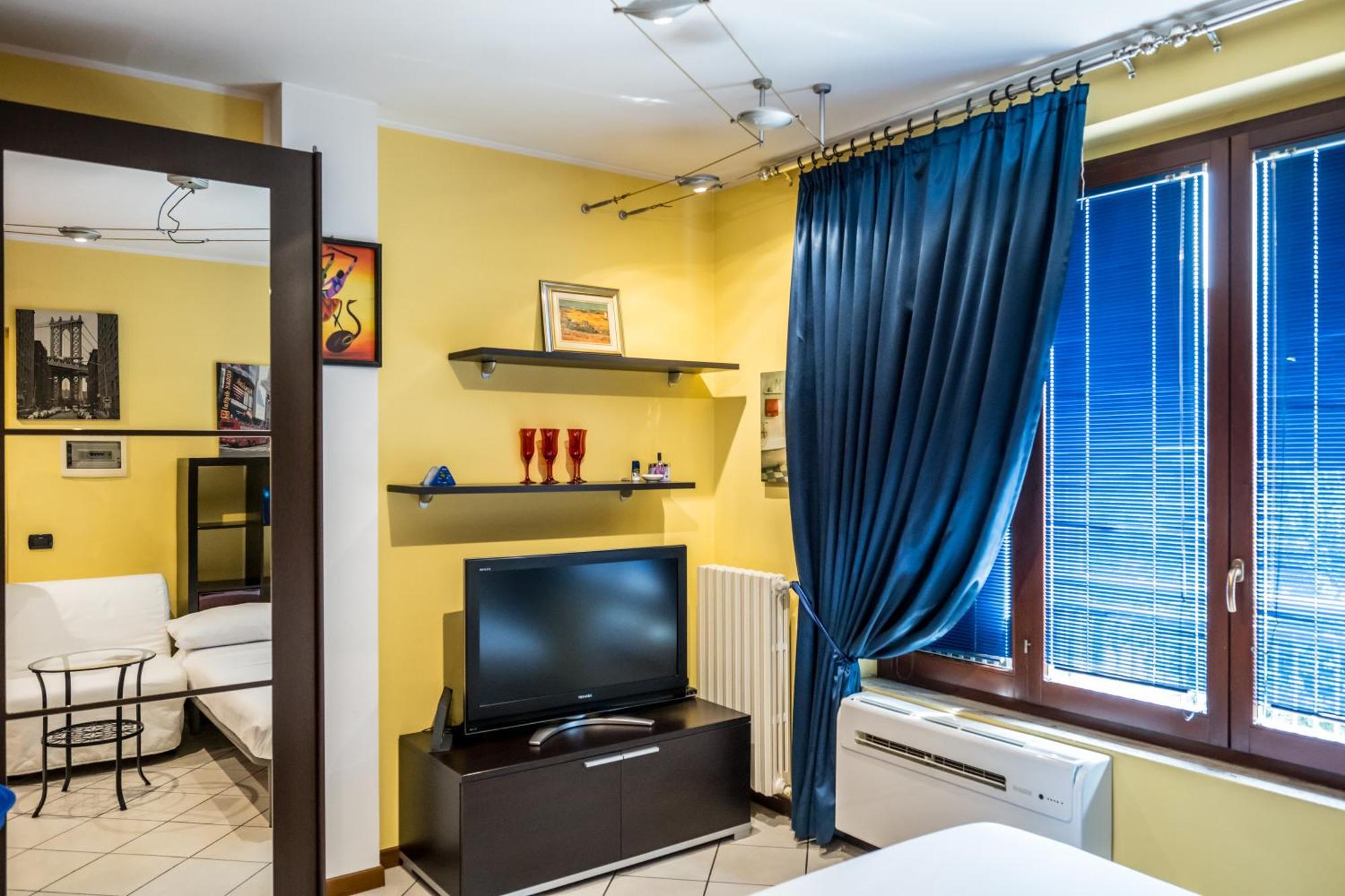 Cozy Rogoredo Next To The Metro And Train Station Apartamento