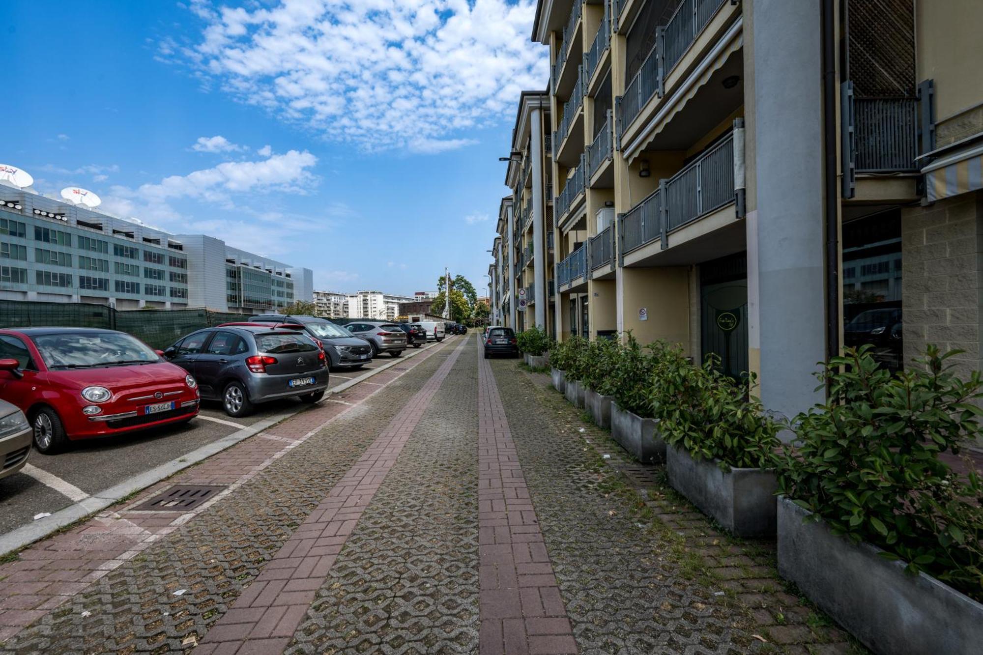 Cozy Rogoredo Next To The Metro And Train Station Apartamento *